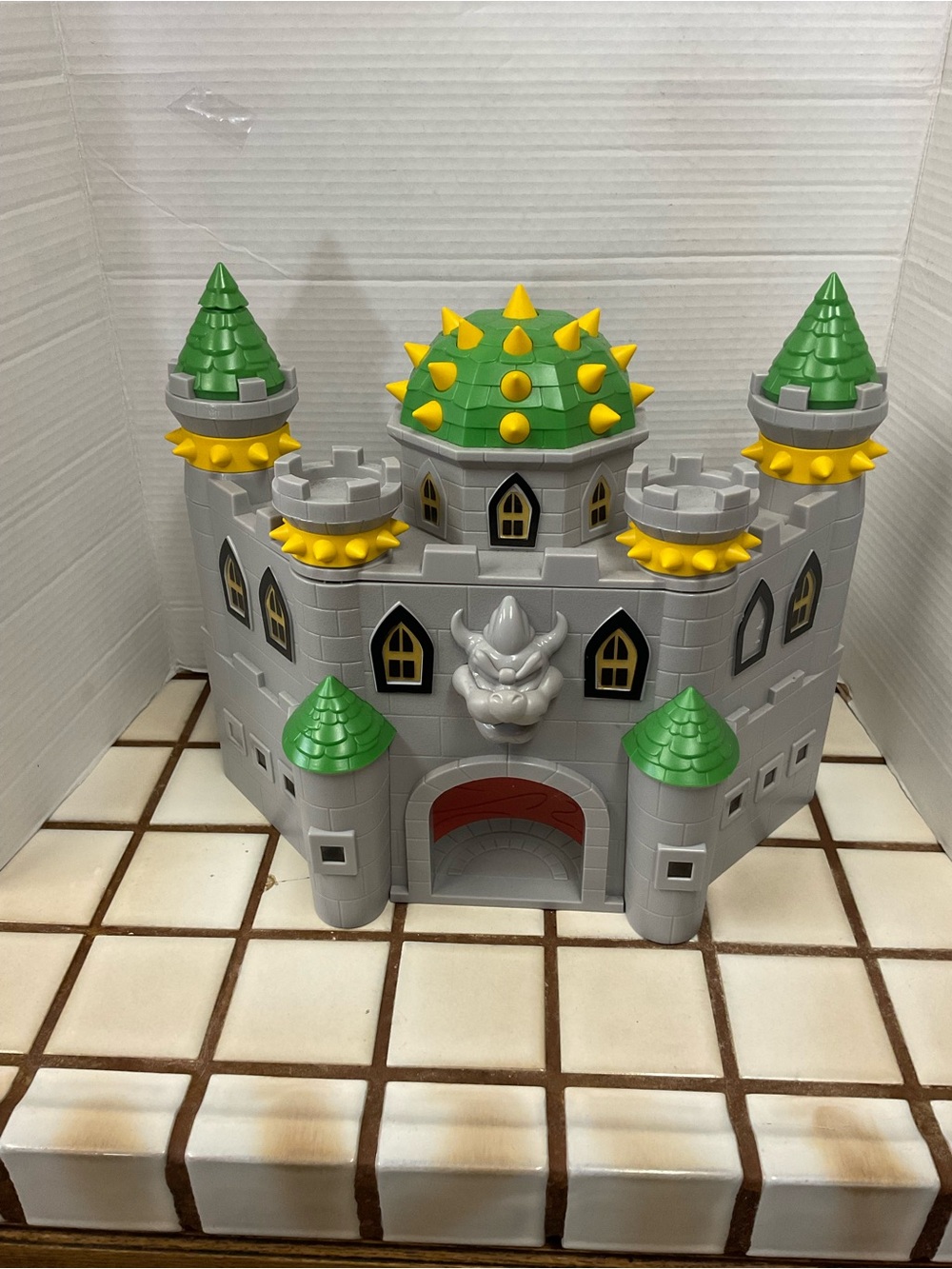 Nintendo Super Mario Deluxe Bowers Castle